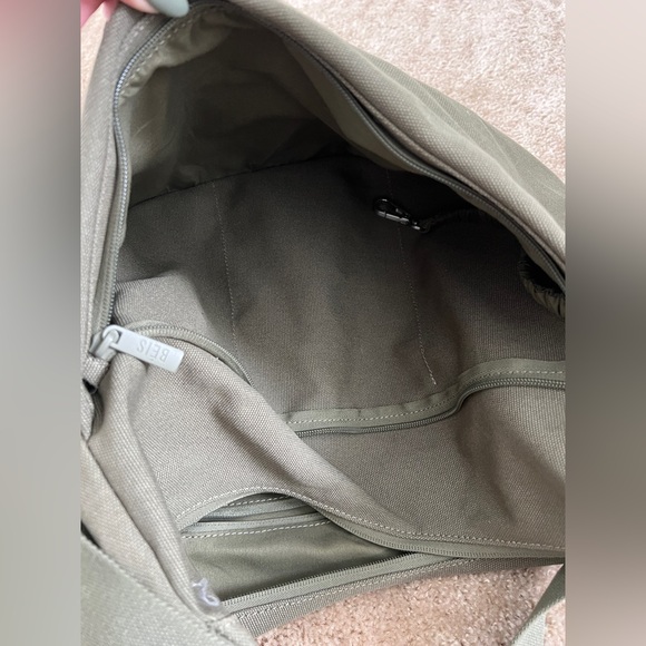 BEIS Carryall Crossbody in Olive - Picture 5 of 5